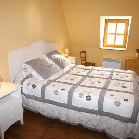 Dom wakacyjny Maison De Caractere 4 Chambres, Parking, Jardin, Proche Gr400 - Fr-1-742-263
